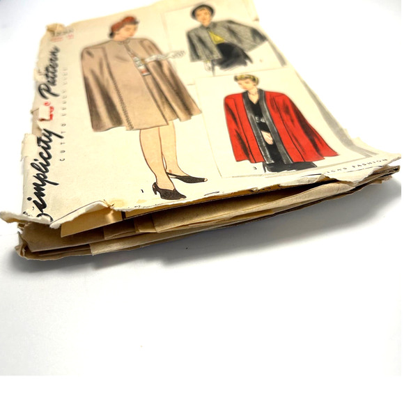 Simplicity Vintage 1944 Pattern #1220 Women's Cape Size 16 HTF - Picture 6 of 9
